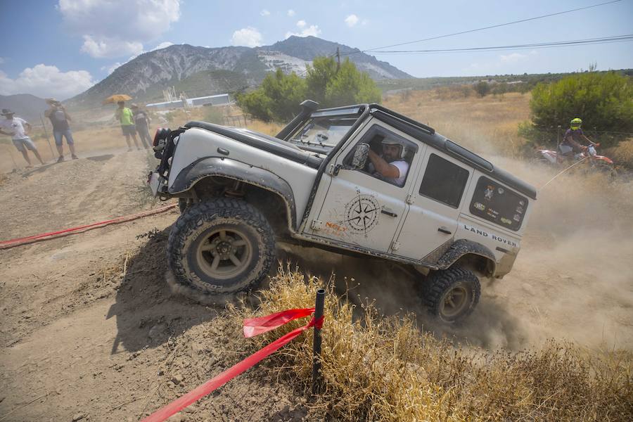Una de las actividades que preceden a las fiestas de San Ramón ha sido esta espectacular en la que los pilotos de los 4x4 han puesto a prueba sus vehículos