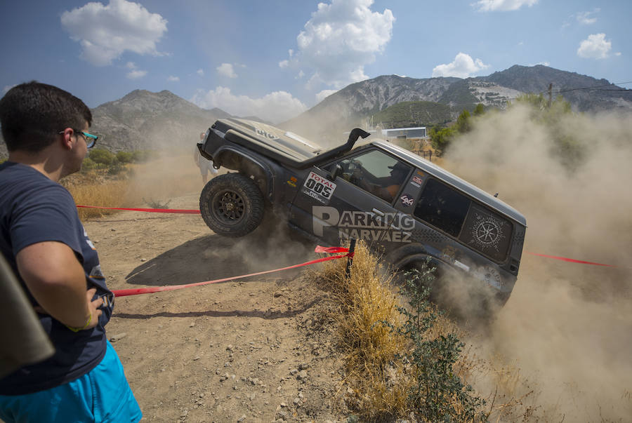 Una de las actividades que preceden a las fiestas de San Ramón ha sido esta espectacular en la que los pilotos de los 4x4 han puesto a prueba sus vehículos