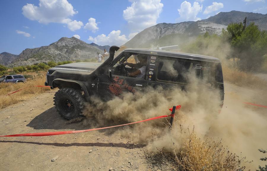 Una de las actividades que preceden a las fiestas de San Ramón ha sido esta espectacular en la que los pilotos de los 4x4 han puesto a prueba sus vehículos