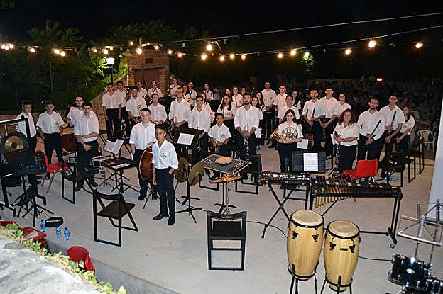 Integrantes de la Banda de Música San Juan Bautista de Nigüelas-Lecrín.