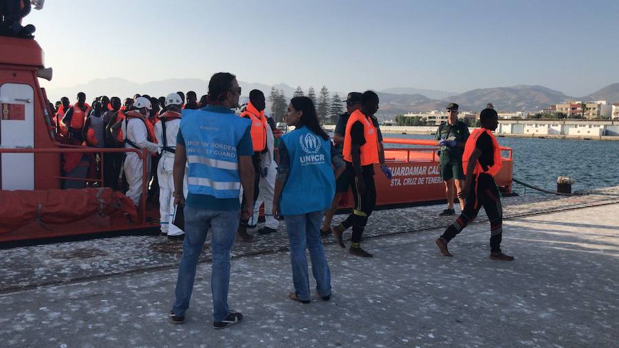 En las embarcaciones también viajaban cuatro menores de edad