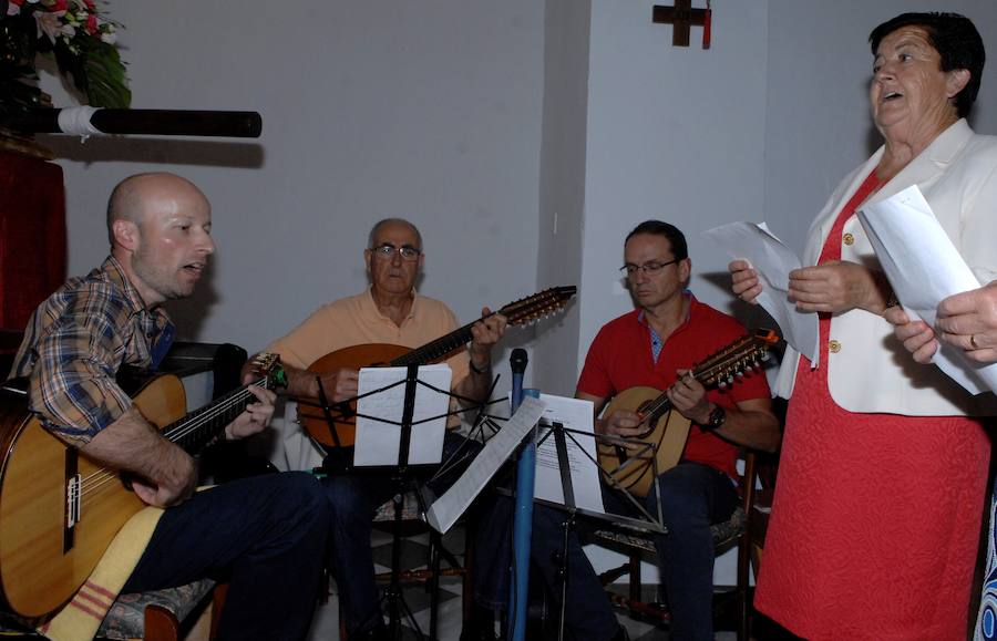 En otros tiempos este tranquilo y recóndito pueblecito de alta montaña de la Alpujarra llegó a tener más de medio millar de almas