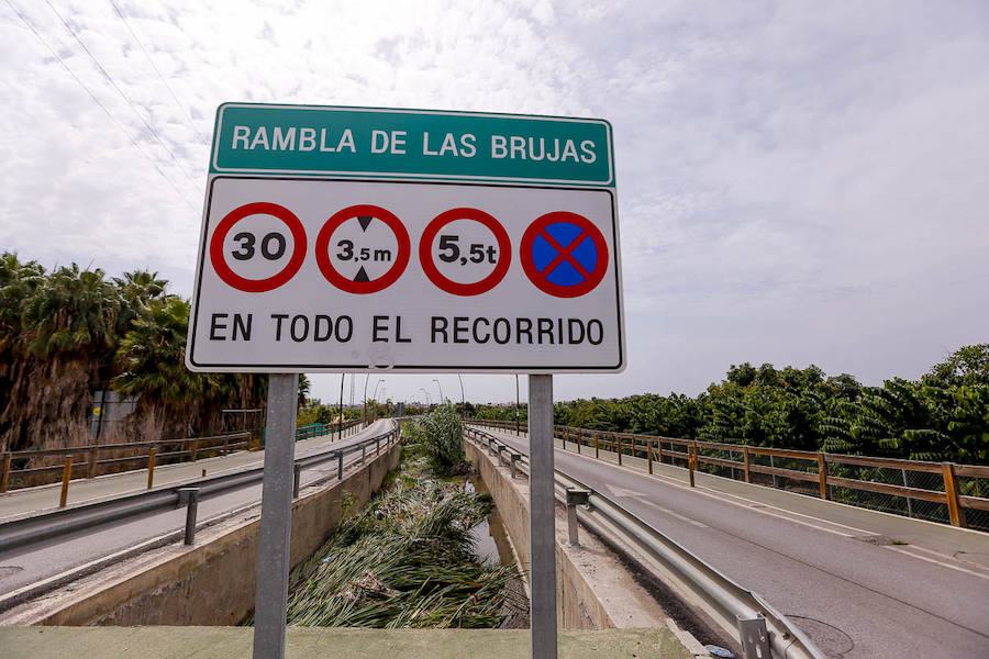 Los pueblos reclaman el mantenimiento de sus cauces y advierten del peligro que se corre al tenerlos sucios