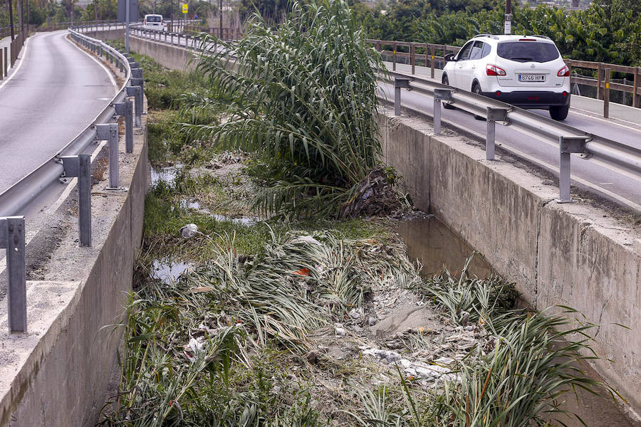 Los pueblos reclaman el mantenimiento de sus cauces y advierten del peligro que se corre al tenerlos sucios