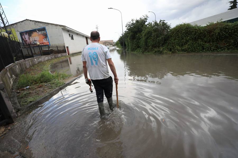 Las consecuencias de las lluvias en el Polígono Asegra.