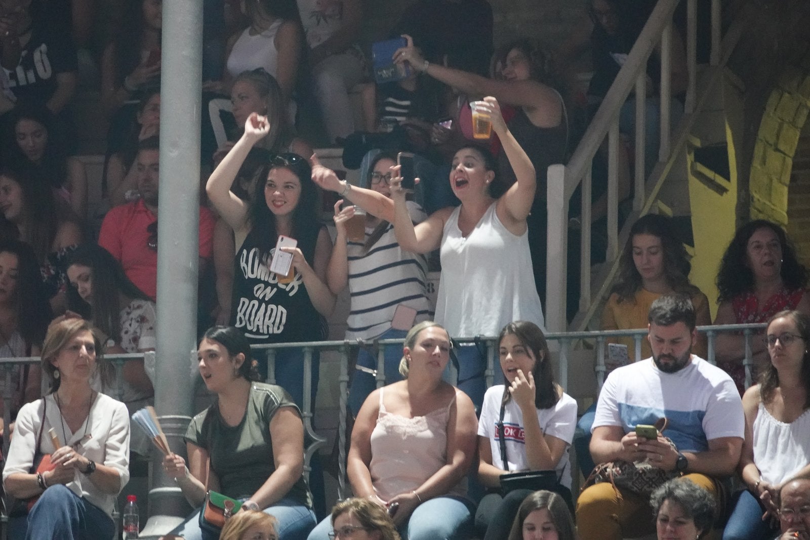 Promento Tour ha sido un éxito a su paso por la ciudad, lleno de nuevo en la Plaza de Toros.