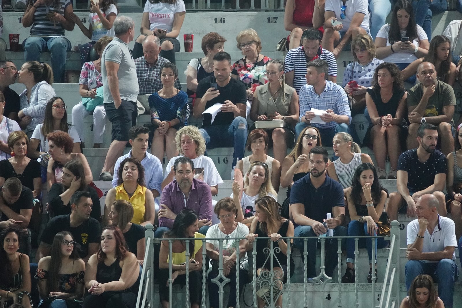 Promento Tour ha sido un éxito a su paso por la ciudad, lleno de nuevo en la Plaza de Toros.