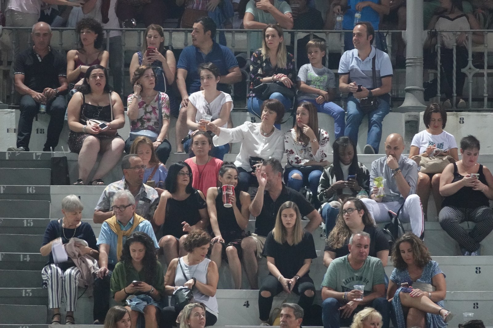 Promento Tour ha sido un éxito a su paso por la ciudad, lleno de nuevo en la Plaza de Toros.
