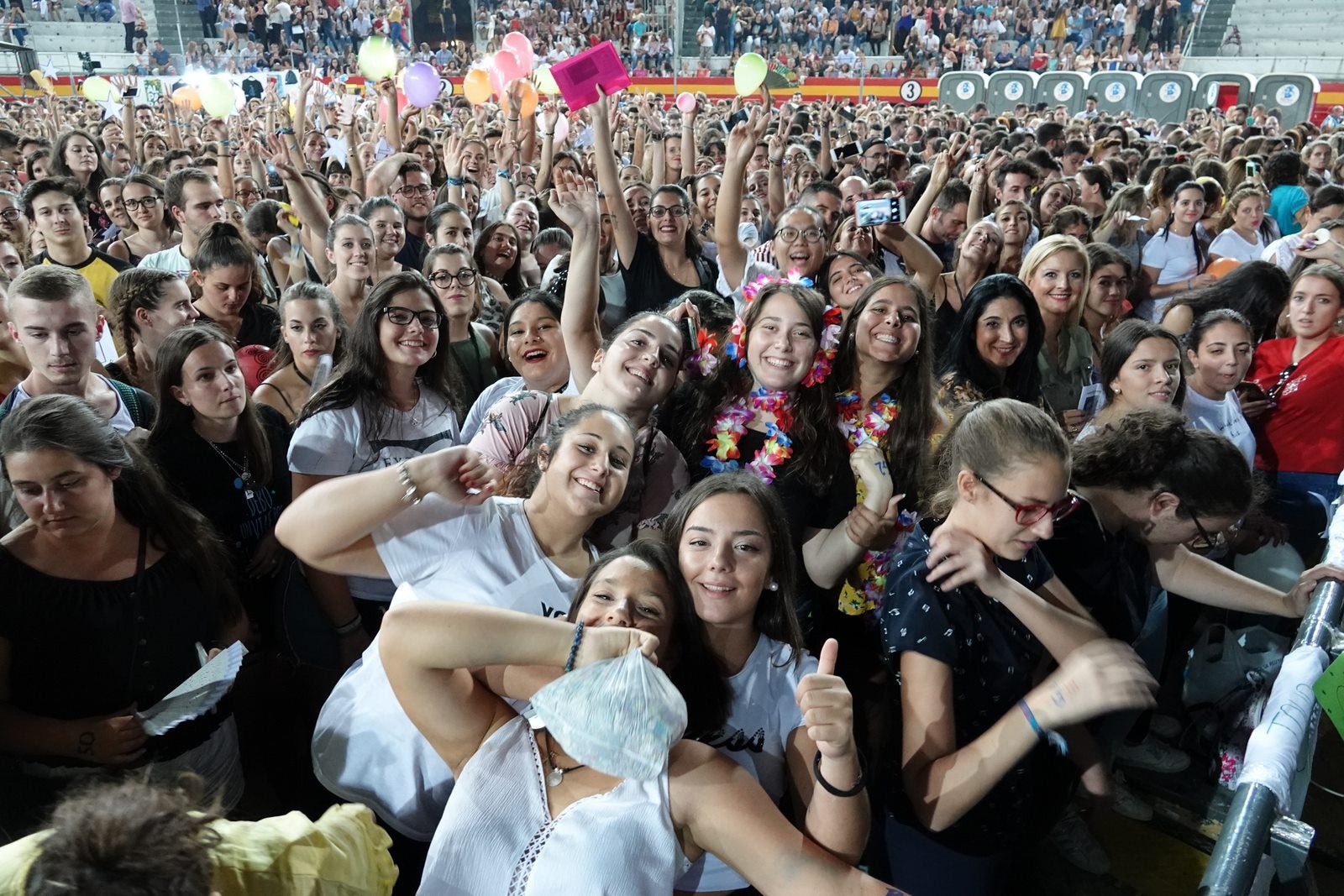 Promento Tour ha sido un éxito a su paso por la ciudad, lleno de nuevo en la Plaza de Toros.