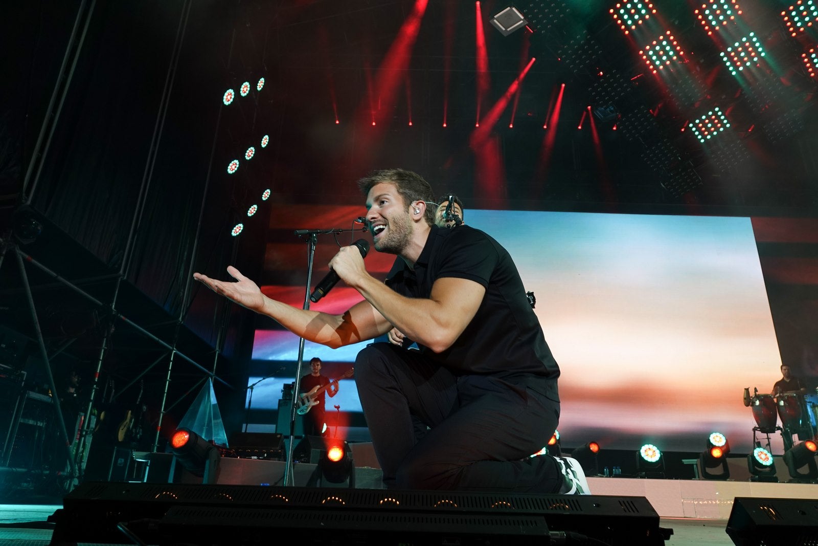 Promento Tour ha sido un éxito a su paso por la ciudad, lleno de nuevo en la Plaza de Toros.