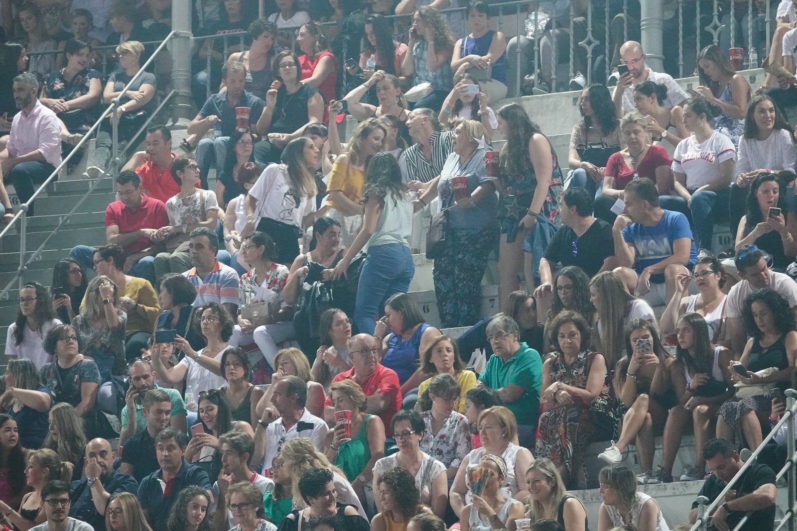 Promento Tour ha sido un éxito a su paso por la ciudad, lleno de nuevo en la Plaza de Toros.