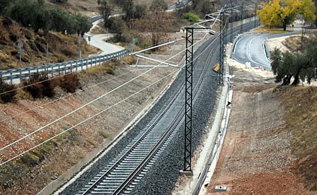 Cinco preguntas sobre el AVE de Granada para el ministro de Fomento