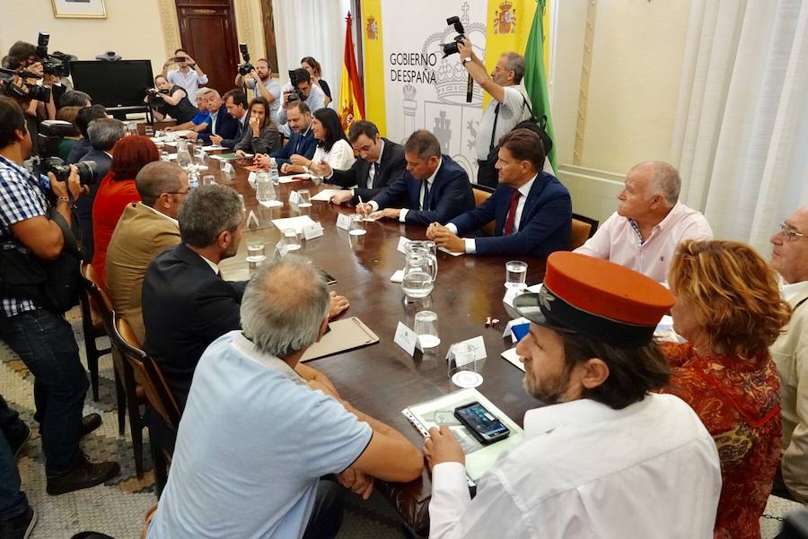 Ábalos ha traído un cronograma con la novedades del AVE en los próximos meses