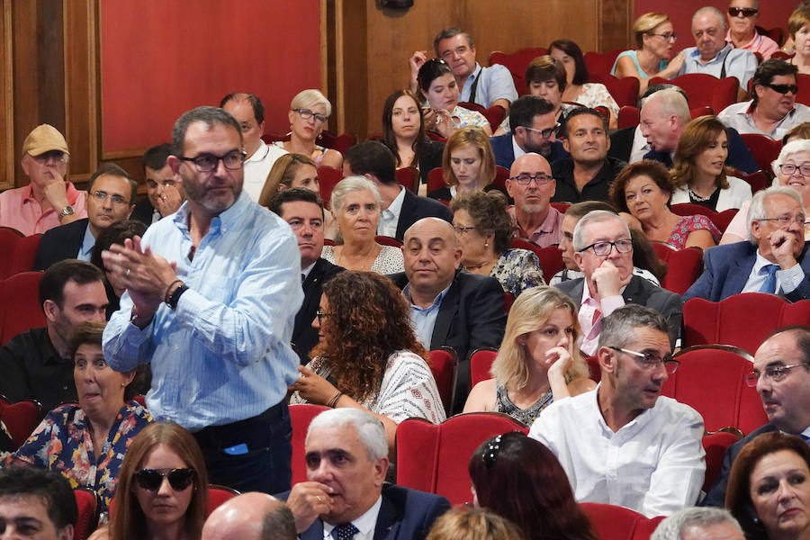 Granada acogió este martes por primera vez la gala de entrega de los Premios Solidarios ONCE, la máxima distinción institucional que otorga la Organización Nacional de Ciegos Españoles en Andalucía a iniciativa de su consejo territorial
