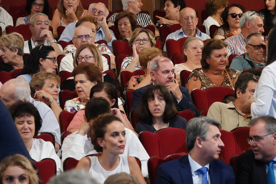 Granada acogió este martes por primera vez la gala de entrega de los Premios Solidarios ONCE, la máxima distinción institucional que otorga la Organización Nacional de Ciegos Españoles en Andalucía a iniciativa de su consejo territorial
