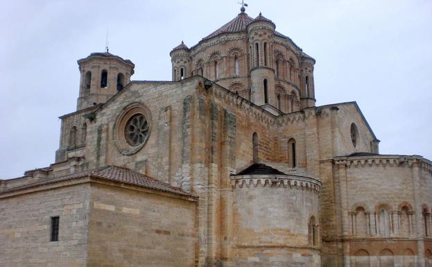 Colegiata de Santa María la Mayor. 