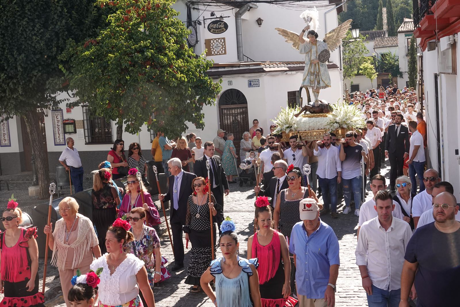 Romería desde la Iglesia del Salvador hacia el Cerro de San Miguel