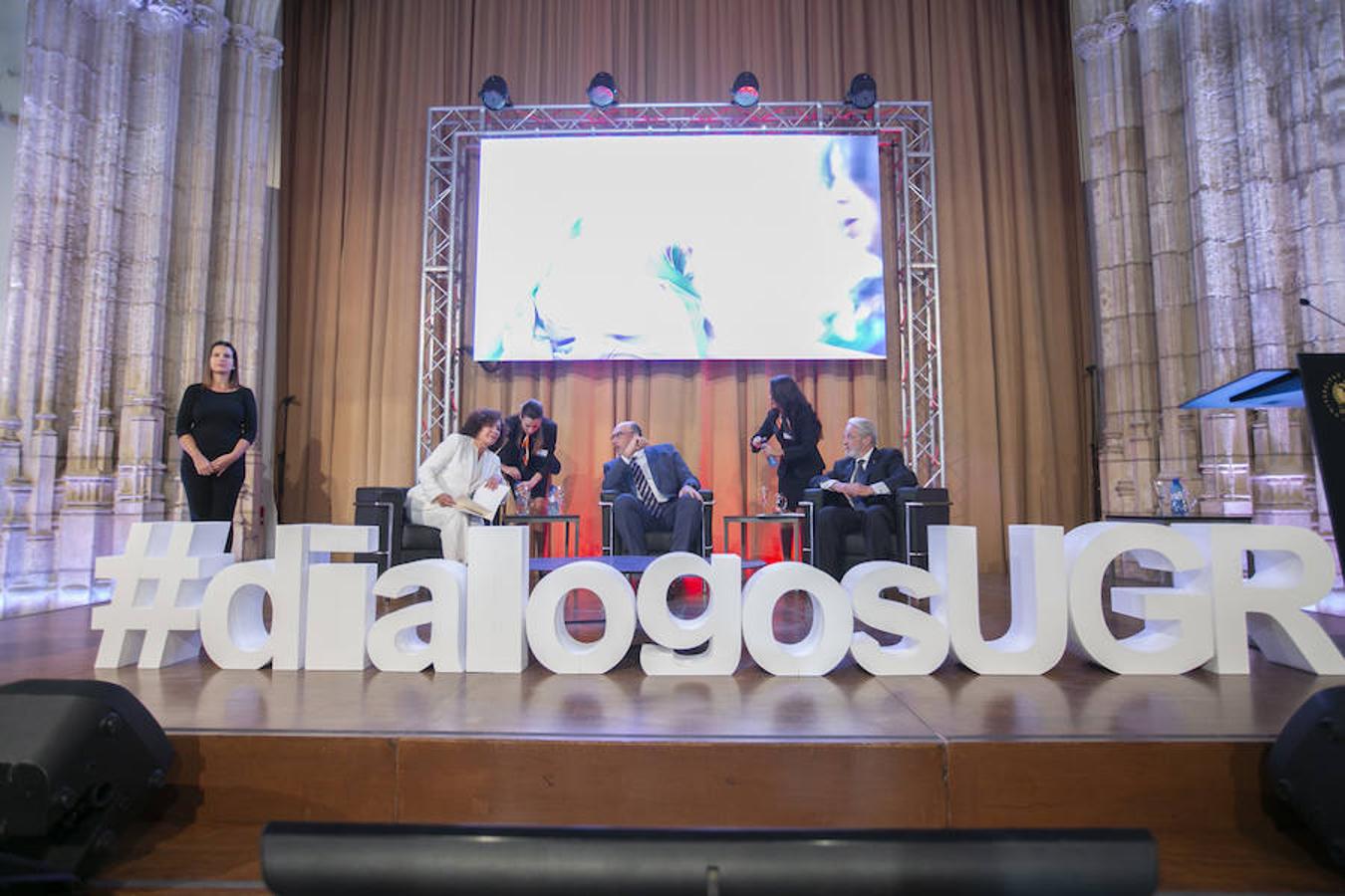 Emilio Gayo se ha declarado «impresionado» y «orgulloso» por la labor de la UGR 