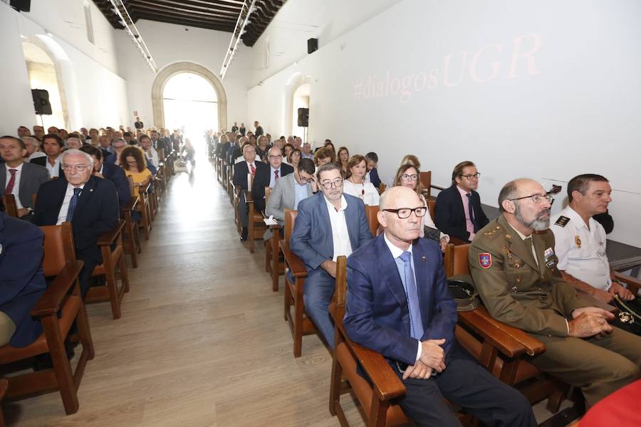 Emilio Gayo se ha declarado «impresionado» y «orgulloso» por la labor de la UGR 