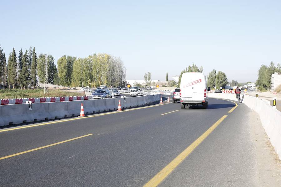 Se ha habilitado un gran desvío en la A-92G con dos carriles en cada sentido 