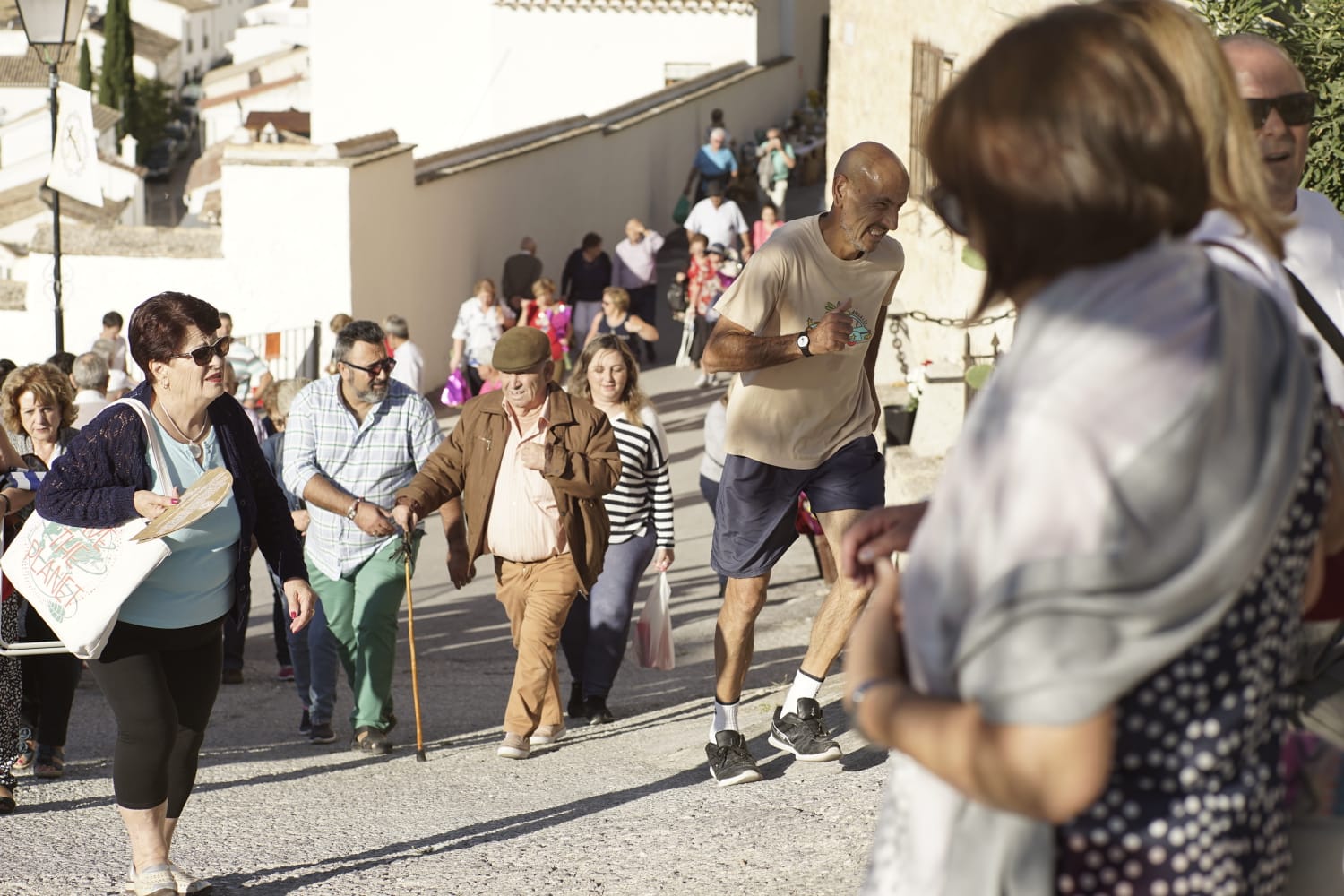 Miles de personas se acercan a este municipio para cumplir con una de las tradiciones más arraigadas en Granada