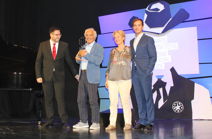 Durante la gala el actor italiano Sal Borgese recibió con gran emoción el premio 'Tabernas de Cine'