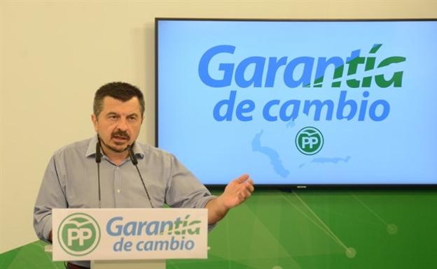 El PP-A acusa a Susana Díaz de «traicionar a los andaluces» al aceptar unos PGE que «se negocian con los secesionistas»