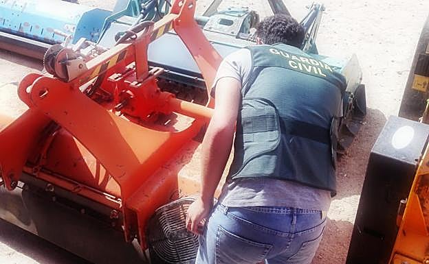 Dos investigados por el robo de maquinaria agrícola en Chiclana de Segura