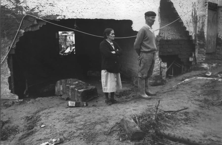 El 19 de octubre de 1973 una riada destrozó el pueblo de La Rábita. Recordamos el suceso con motivo del 45 aniversario del suceso.