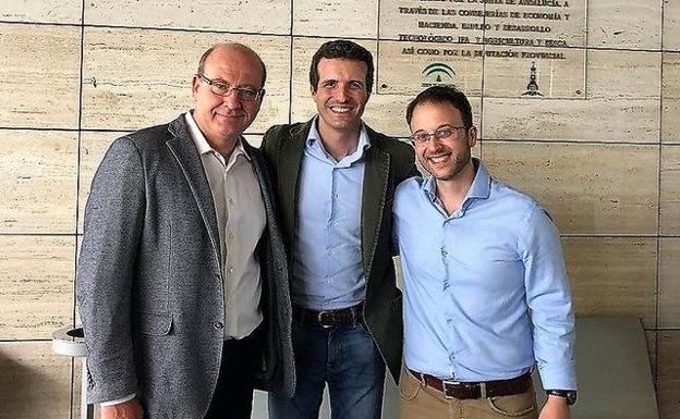 Javier Márquez, Pablo Casado y Erik Domíguez, el 30 de junio pasado en Jaén.
