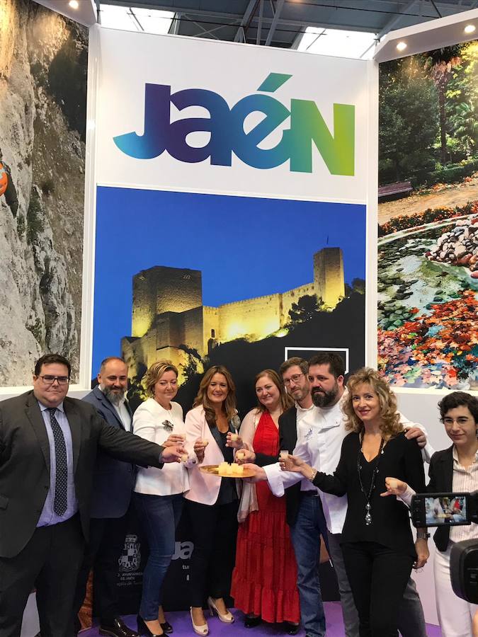 La feria permite conocer la riqueza turística que ofrece la provincia y las singularidades de los municipios, como Rus, Jódar, Castellar, Quesada, Cabra del Santo Cristo, Segura de la Sierra o Porcuna