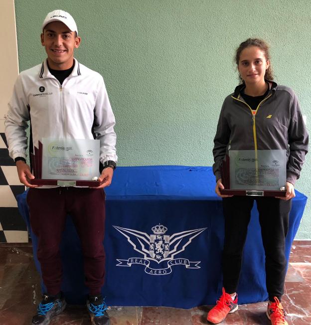 Javier Molino y María Dolores López, campeones andaluces. 