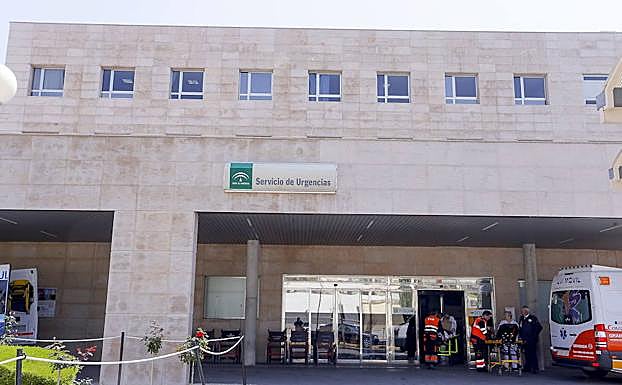 Imagen de archivo de la fachada de las urgencias hospitalarias en Motril.