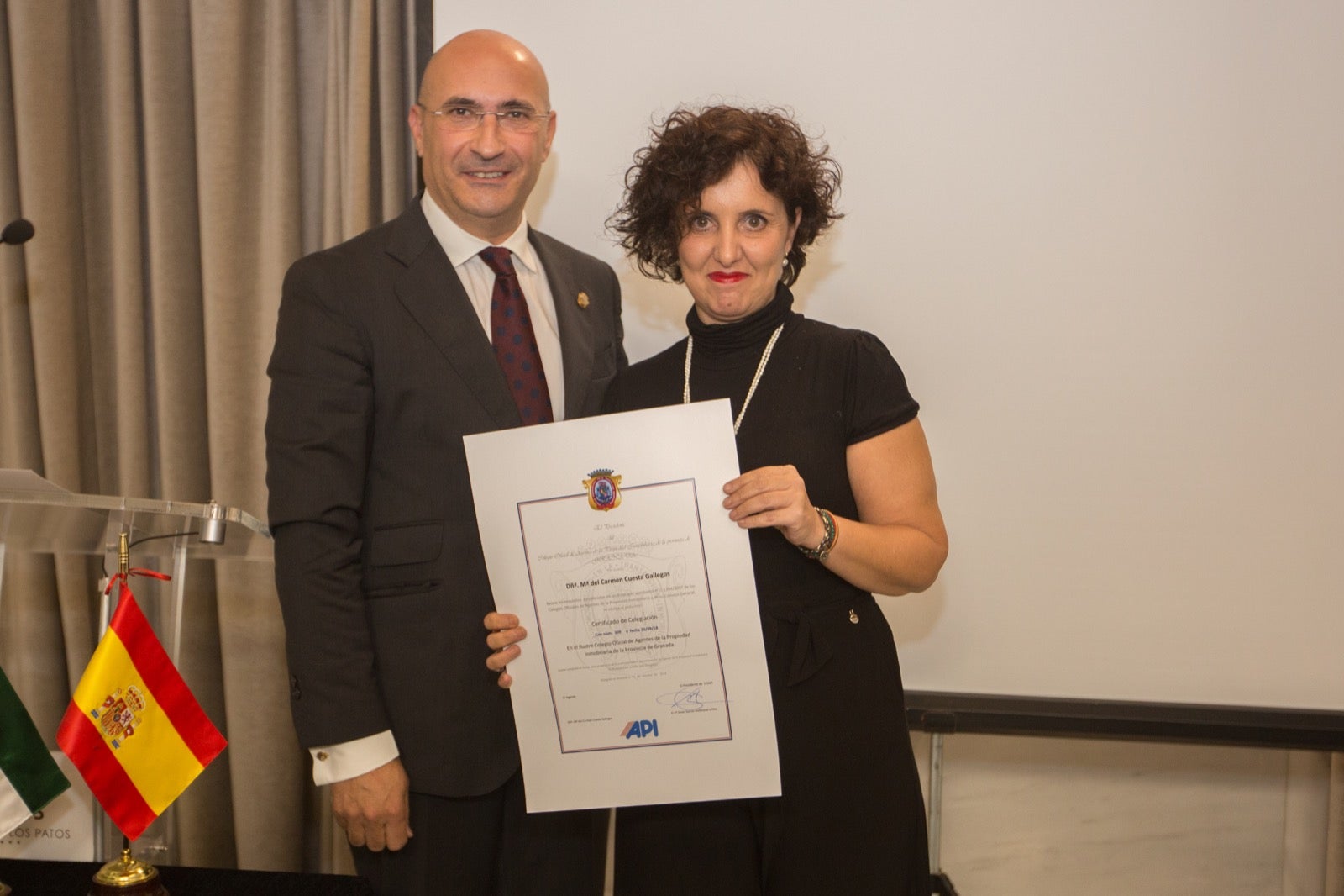 Fotos: Condecoración a los colegiados del Colegio de Agentes de la Propiedad
