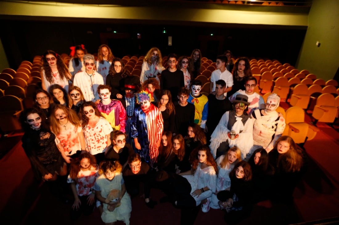 Decenas de vecinos participaron en un pasaje del terror de lo más espeluznante