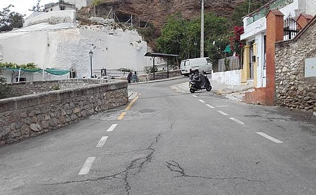 Emasagra dota de saneamiento al Camino de Beas en Granada