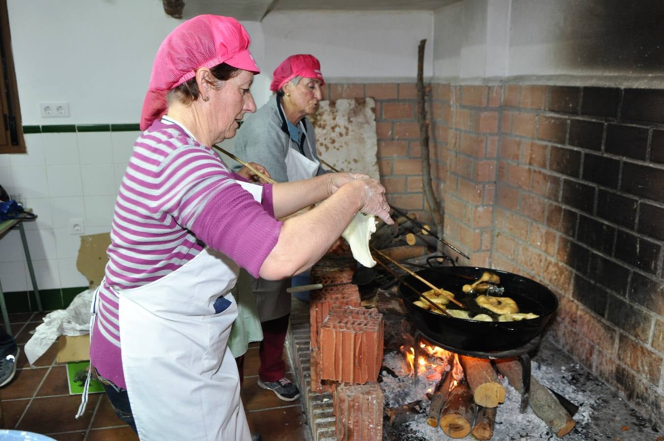 La preciada madera y el fruto del castaño forman parte de la cultura ancestral y gastronomía en esta zona de la Alpujarra desde el tiempo de los romanos