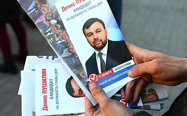 El presidente en funciones de Donetsk y favorito para obtener la mayoría de los votos, Denis Pushilin. 