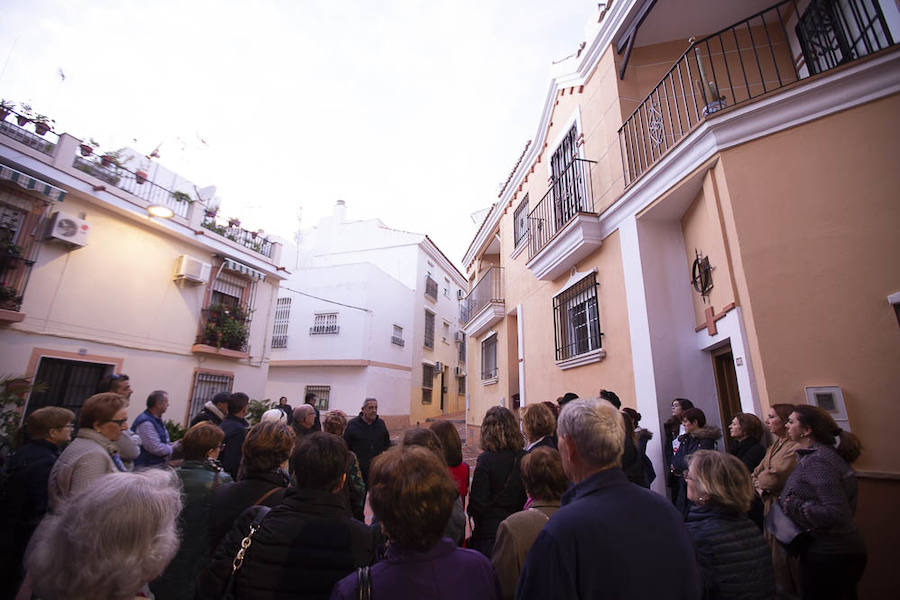 De la mano del historiador Manuel Domínguez, el paseo la ruta organizada por la asociación cultural Masip volvió a ser un éxito