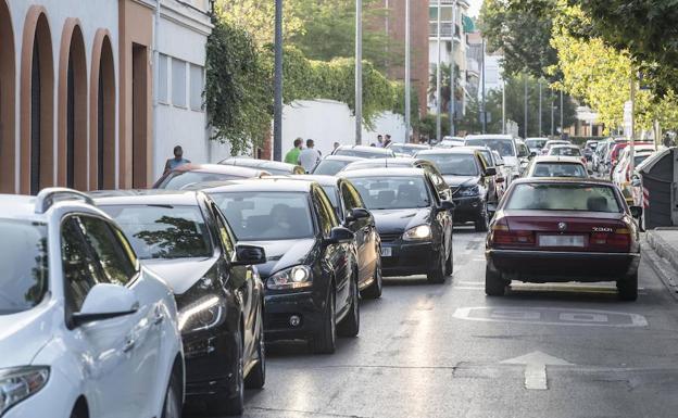 Tráfico en las calles de Granada.