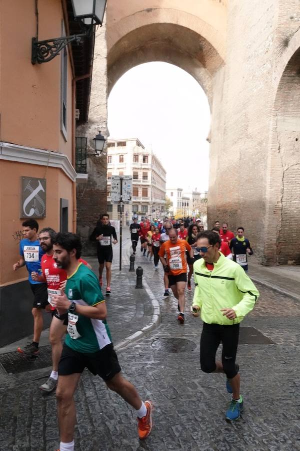 La tímida lluvia con la que se abrió la mañana dejó paso luego a un sol confortable para los más de 1.100 participantes