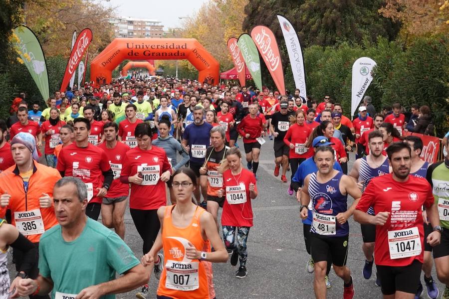 La tímida lluvia con la que se abrió la mañana dejó paso luego a un sol confortable para los más de 1.100 participantes