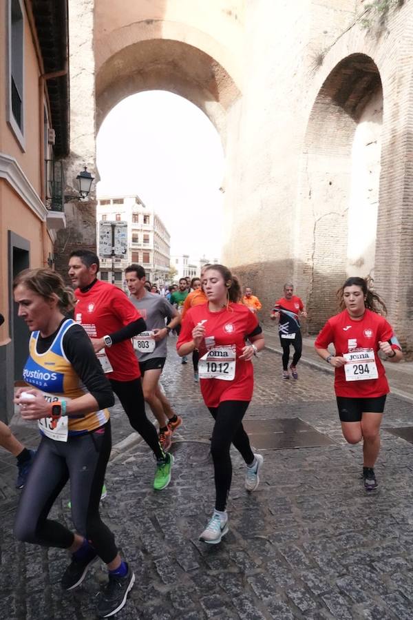 La tímida lluvia con la que se abrió la mañana dejó paso luego a un sol confortable para los más de 1.100 participantes