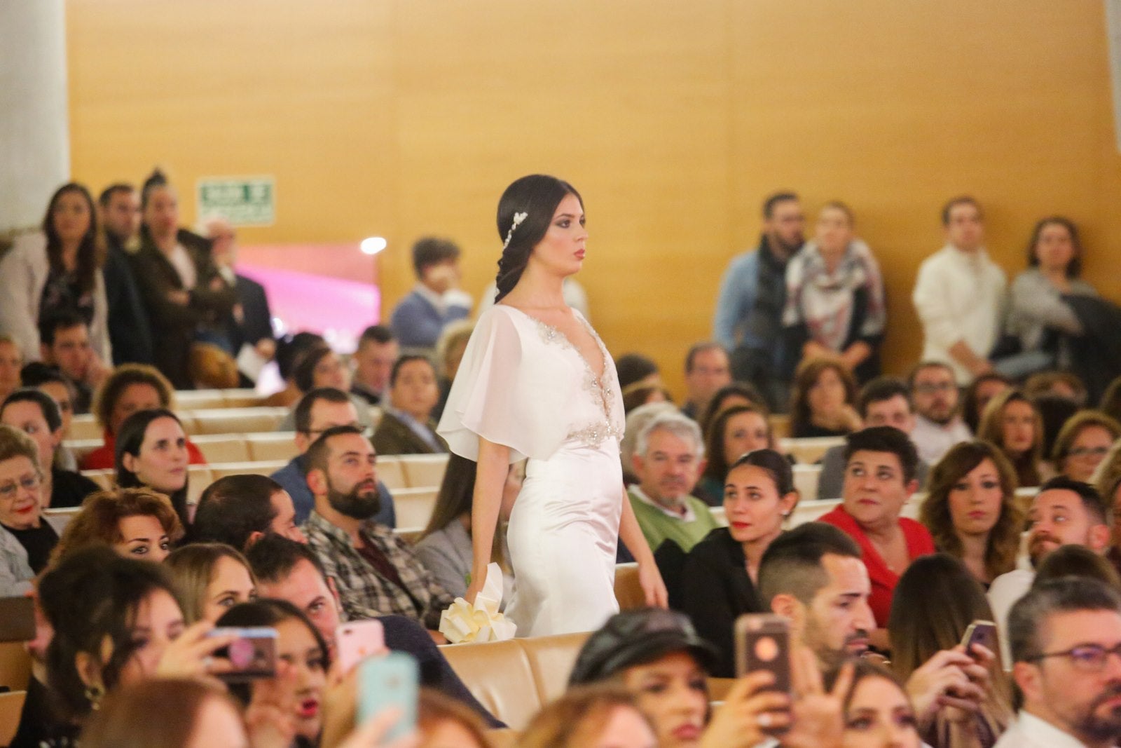 Este fin de semana se celebra Expo Boda, que ayer vivió su gran pasarela de trajes de novia