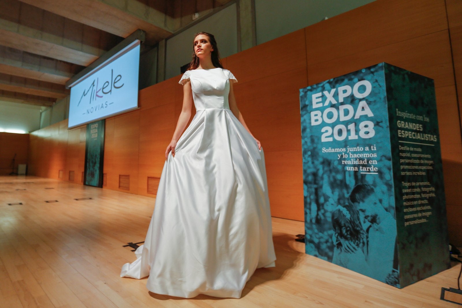 Este fin de semana se celebra Expo Boda, que ayer vivió su gran pasarela de trajes de novia