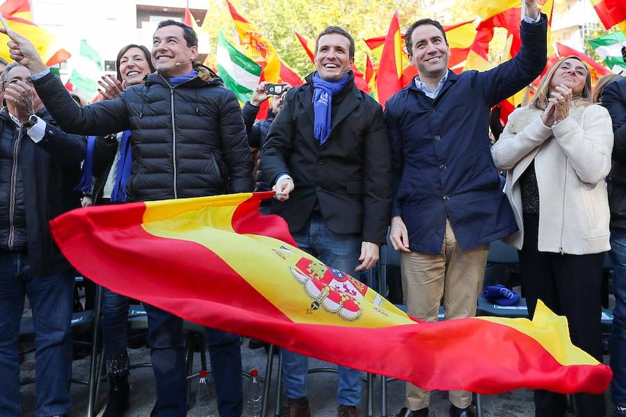 La capital granadina ha acogido un mitín del PP con la presencia estrella del presidente del partido