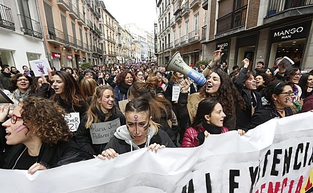 Imagen. Encuéntrate en la manifestación de Granada contra la violencia de género.