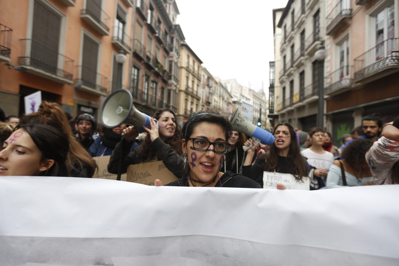 Más de 3.000 personas se manifiestan contra est lacra social