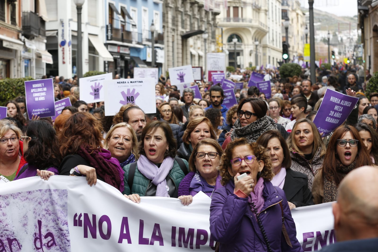 Más de 3.000 personas se manifiestan contra est lacra social
