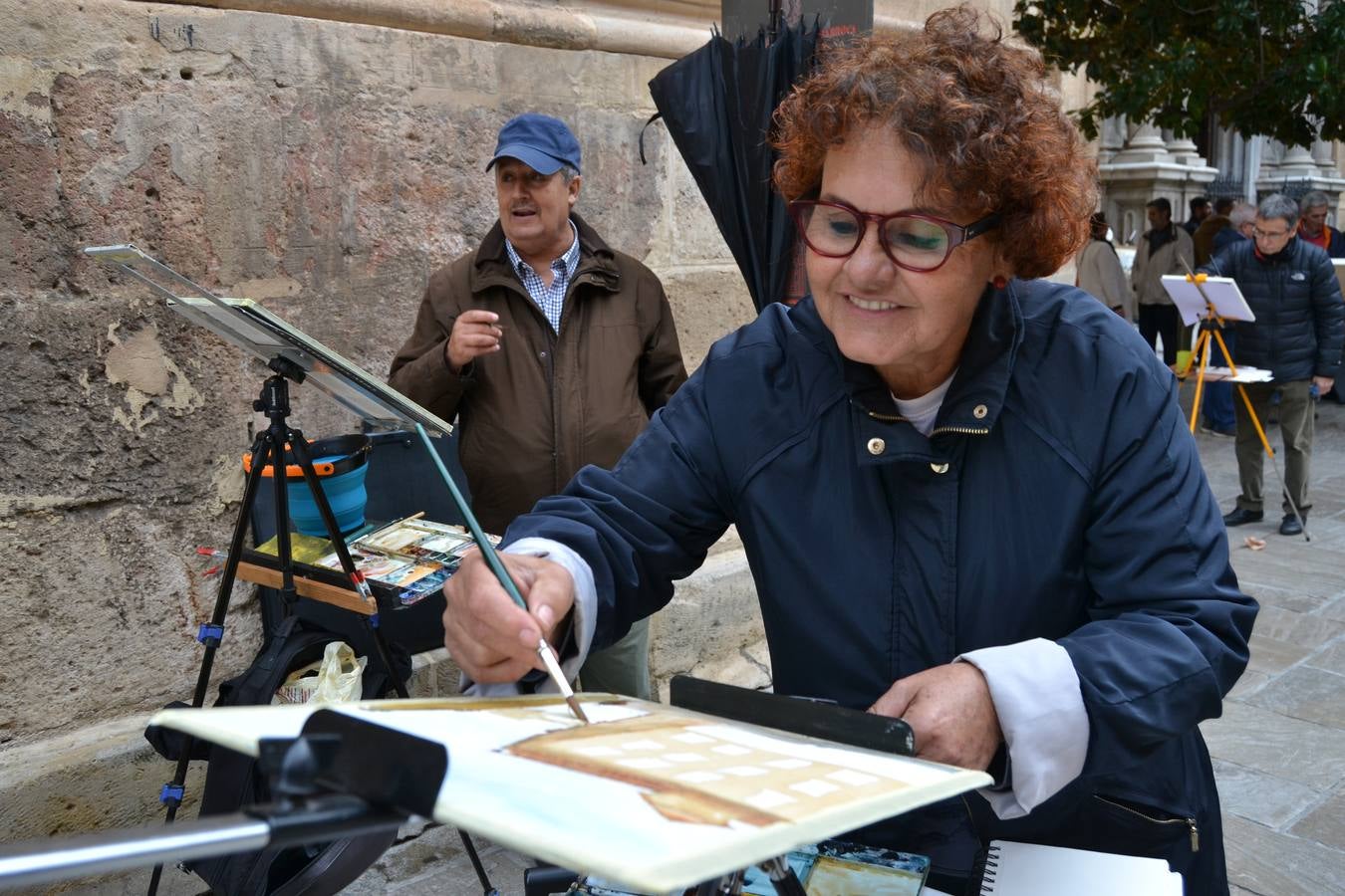 Un centenar de pintores de Andalucía Oriental celebraron el domingo, 25 de noviembre, el Día Mundial de la Acuarela, en el entorno de la Catedral de Granada